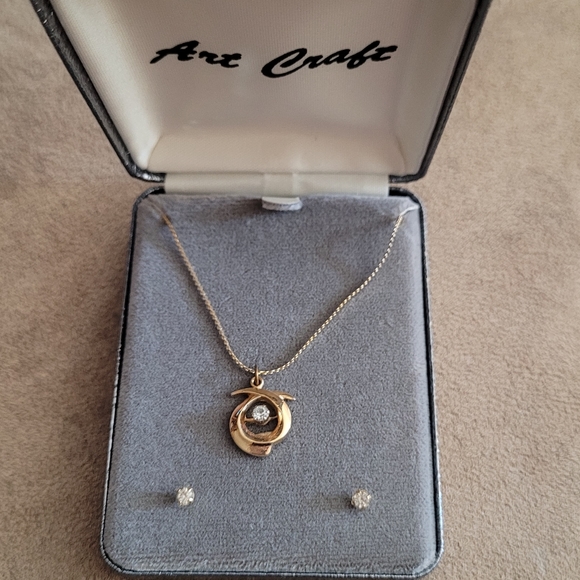 Jewelry set - Picture 1 of 6